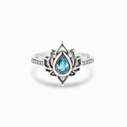 Ppxstar-labradorite-ring-sterling-silver-closeup