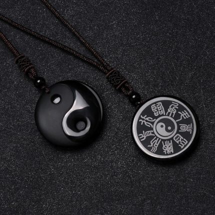 ppxstar spiritual necklaces obsidian yin yang pendant closeup
